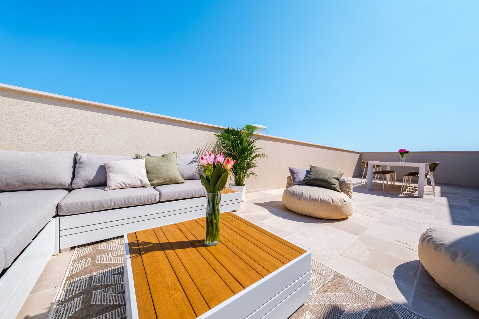 Il salotto all’aperto della terrazza